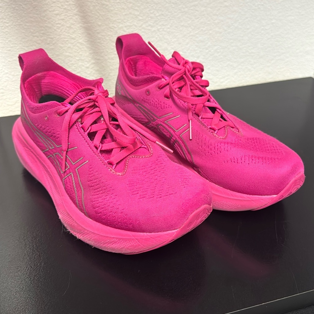 ASICS Women’s Gel Nimbus 25 Running Shoe